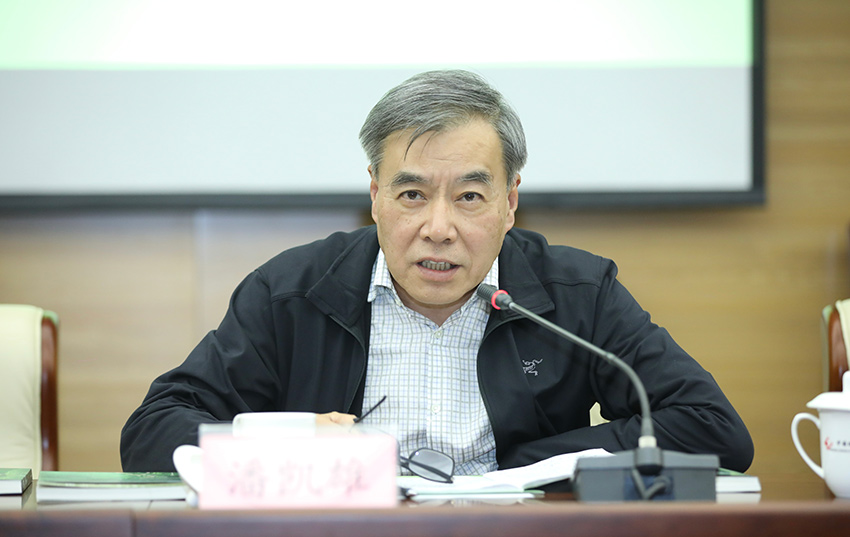 潘凱雄