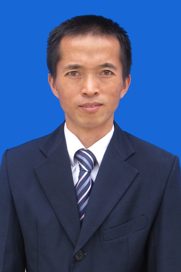王有龍（ 近身、無黨徽）