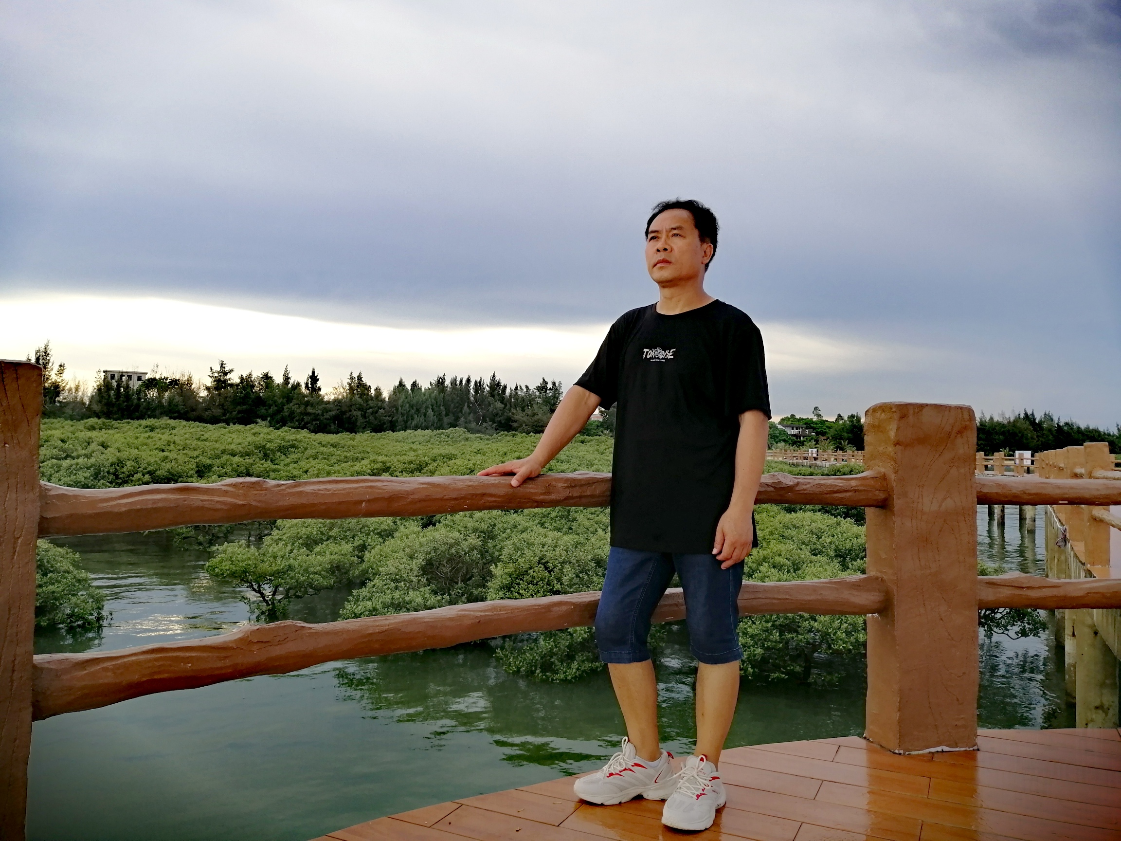 楊啟剛  近照