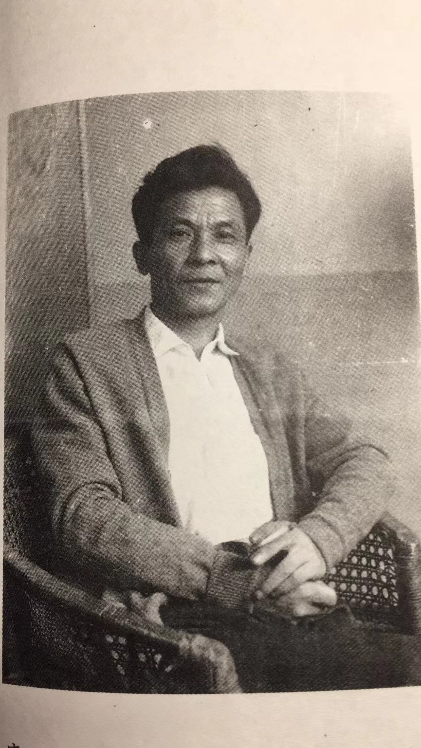 易爾康遺照1