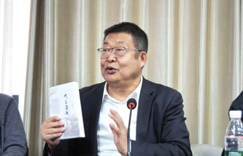 戴榮里