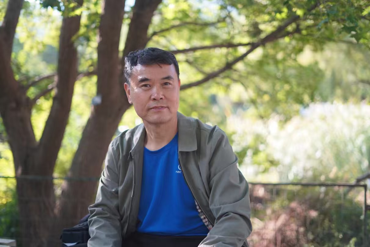 王德興近照（靜觀）
