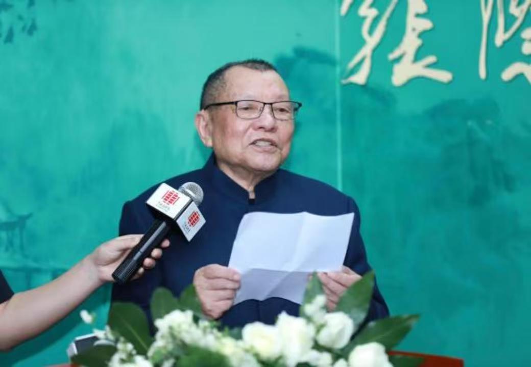 張際才老師在畫展開幕式致答謝辭
