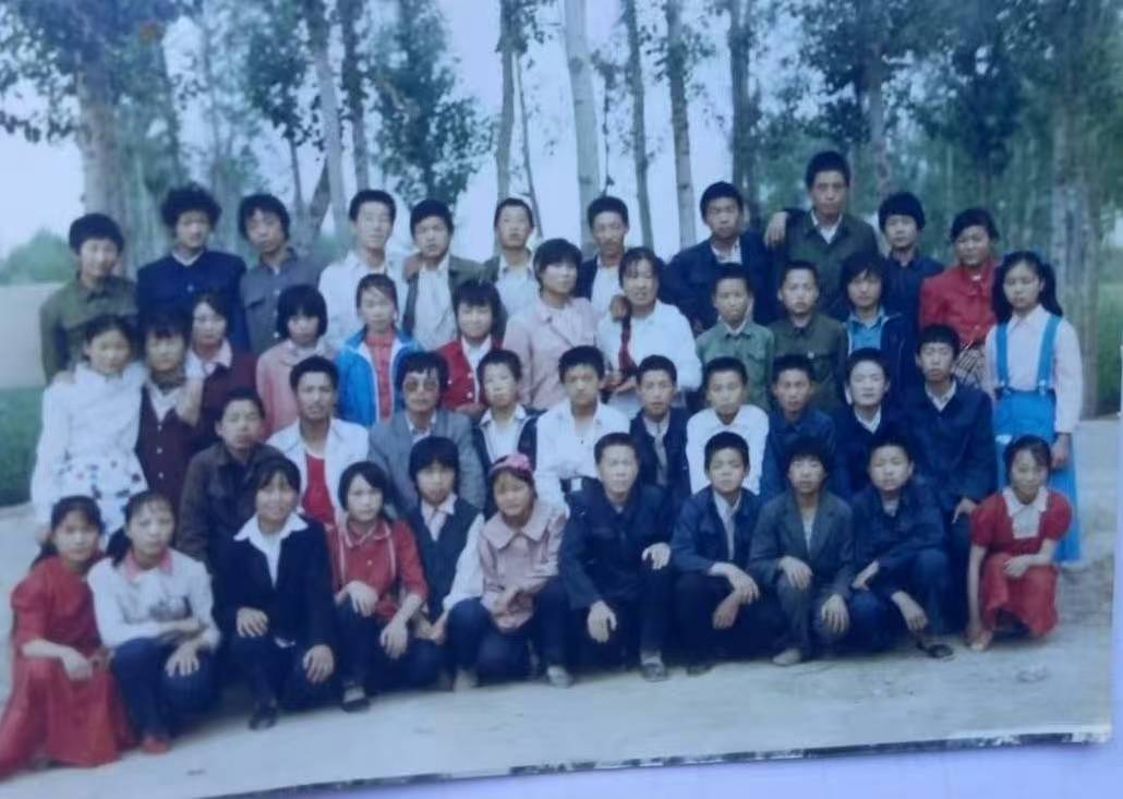 陳家溝中學(xué)校友畢業(yè)照