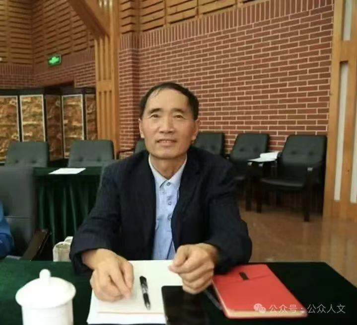 楊青雲近照.jpg